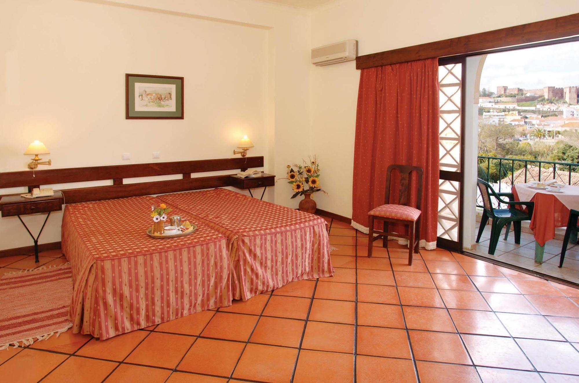 Hotel Colina Dos Mouros Silves Bagian luar foto